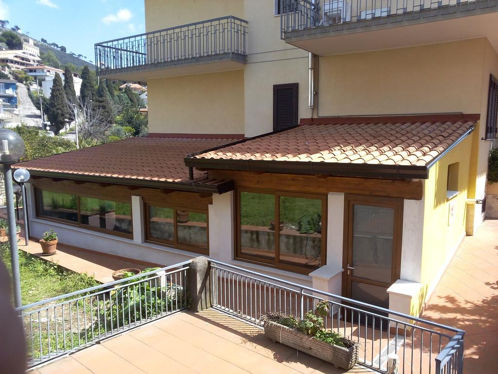 Villa Eleonora Formia Exterior photo